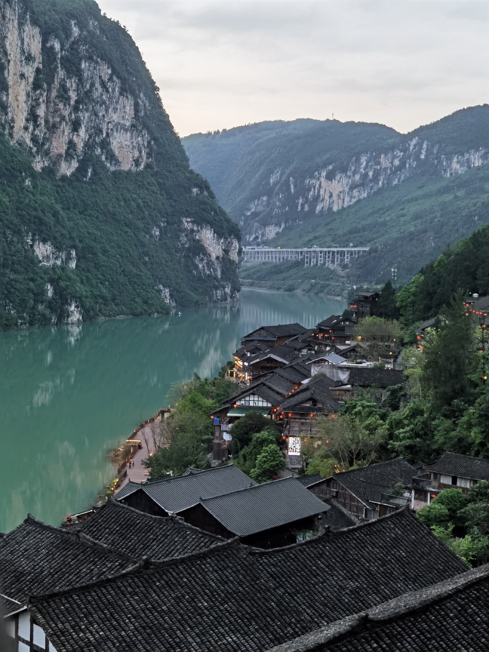 千里乌江百里画廊 · 摄于重庆市彭水乌江画廊